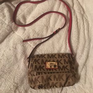 MIchael Kors Cross Body-Like New Condition