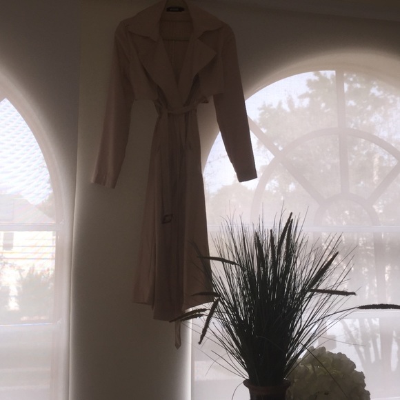 Sold - Picture 4 of 8