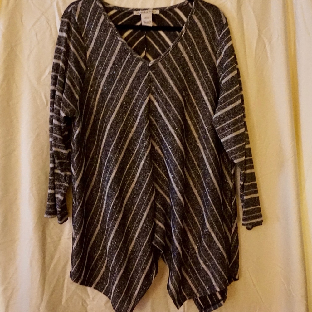 SALE!!!! Black & White Chevron Style Sweater