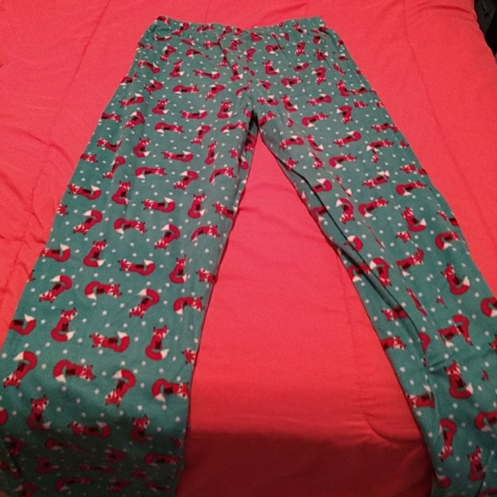 Fox fleece pants. 🦊