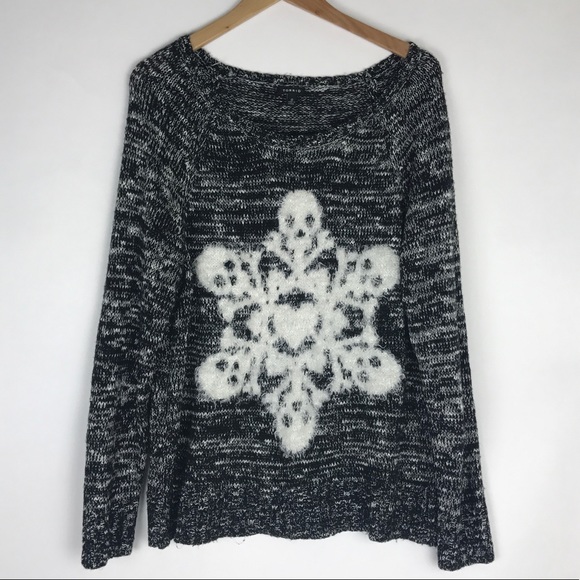 torrid Sweaters - Torrid Snowflake Skull Knit Sweater L