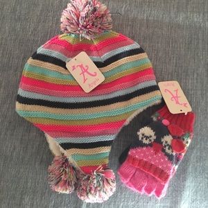 Child's Hat and Mitten Set 3-5 year. GREAT GIFT