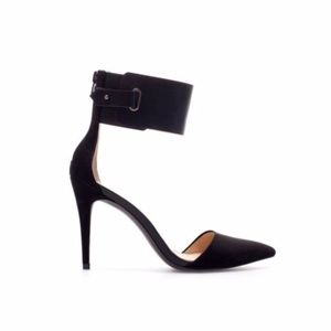 ZARA BLACK HIGH HEEL ANKLE STRAP SHOES ZARA BLACK HIGH HEEL ANKLE STRAP SHOES