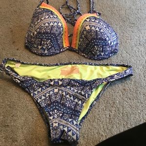 Victoria’s Secret bikini