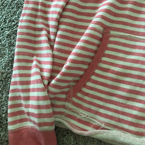 Women's Volcom striped hoodie - Picture 2 of 4