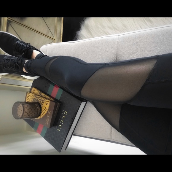 SOLD OUT // Ruched High-Waist Mesh Workout Legging - Picture 5 of 7