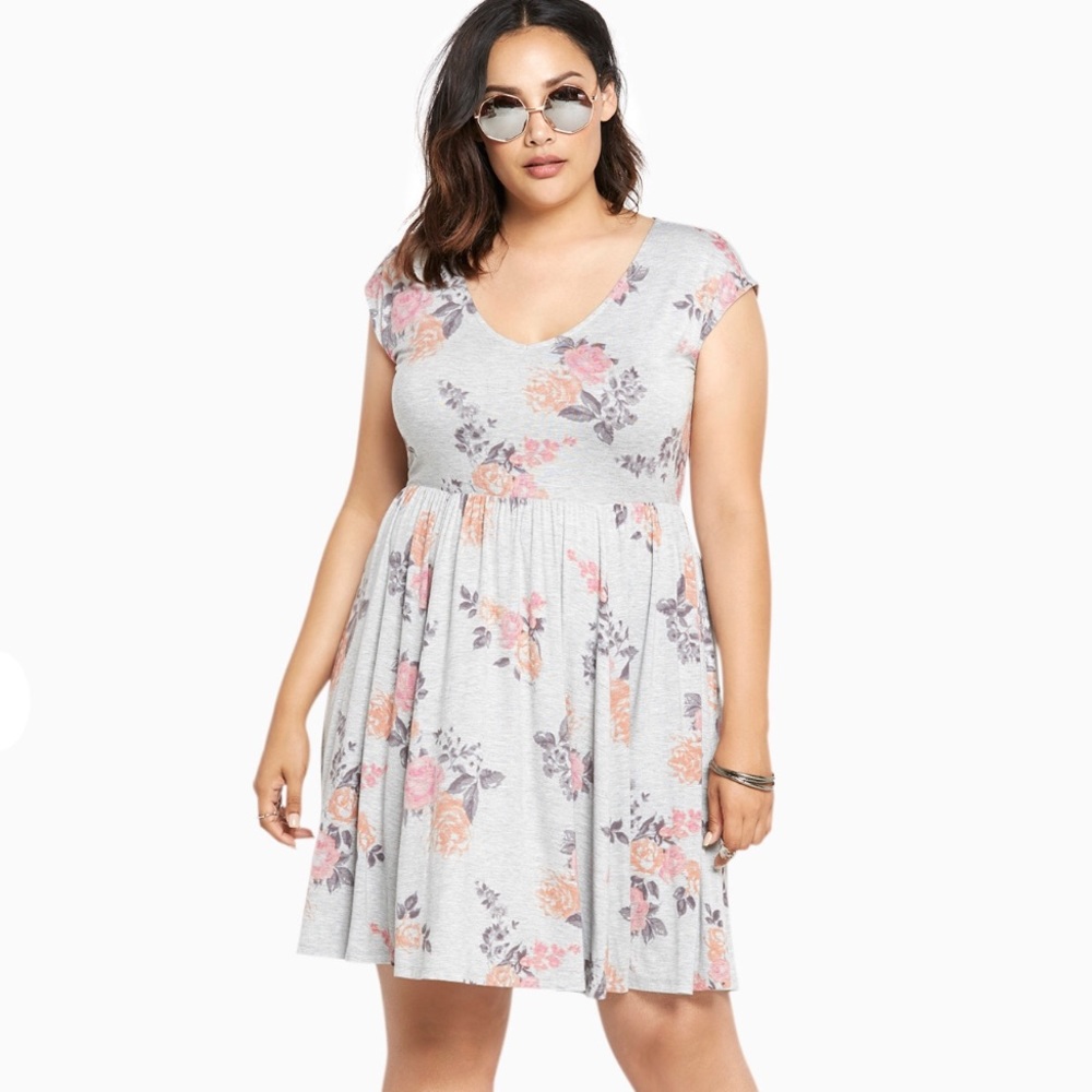 ONLY 1 LEFT! I Floral Print Jersey Skater Dress - Picture 2 of 4