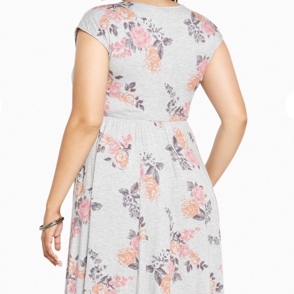 ONLY 1 LEFT! I Floral Print Jersey Skater Dress - Picture 4 of 4