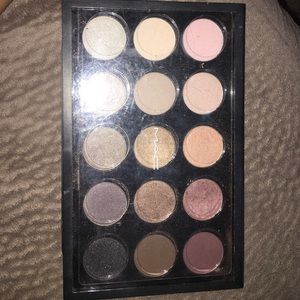 Makeup - Mac eye shadow pallet Makeup - Mac eye shadow pallet