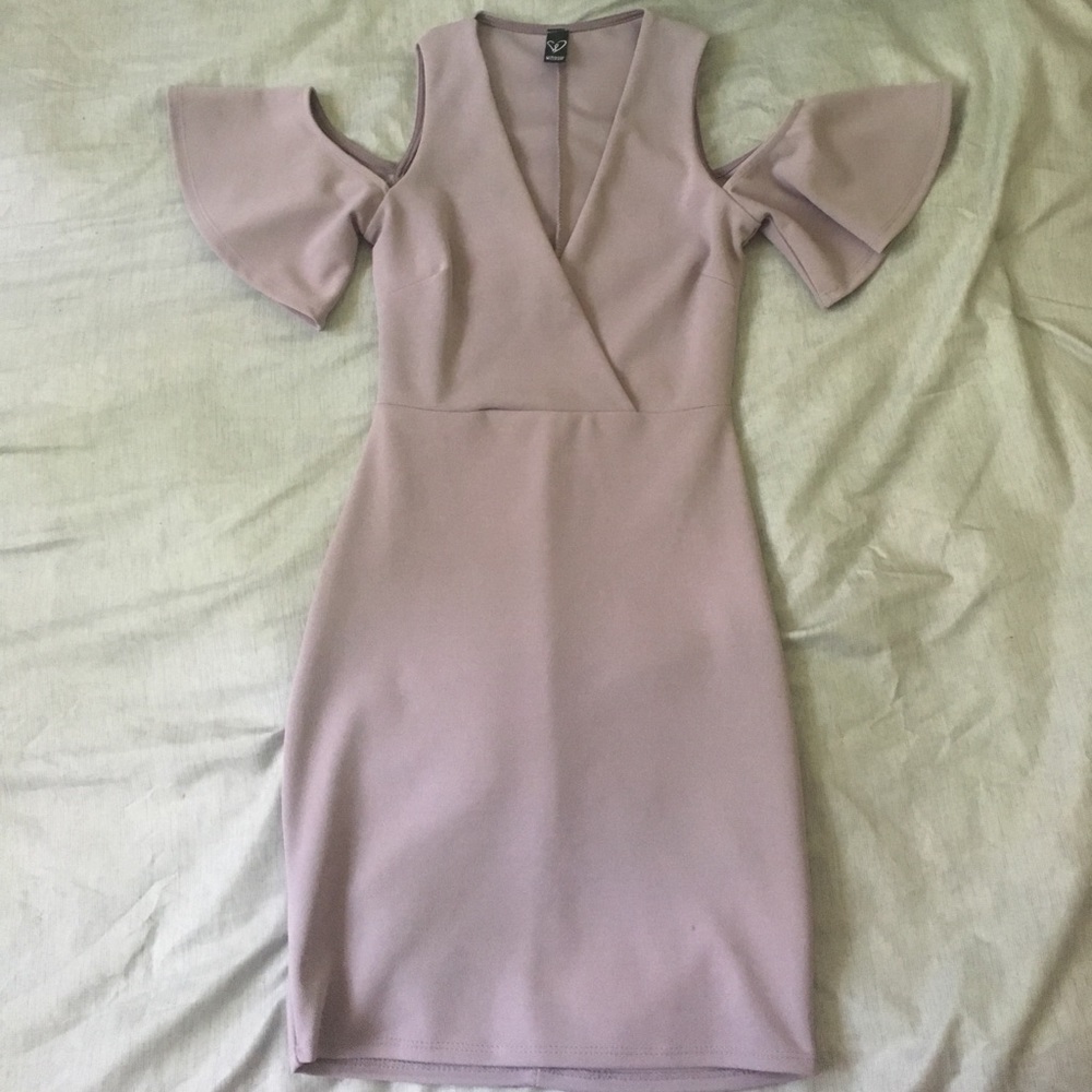 WINDSOR LAVENDER FLUTTER SLEEVE MINI DRESS