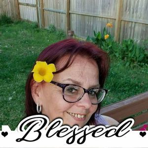 Meet your Posher, Christine