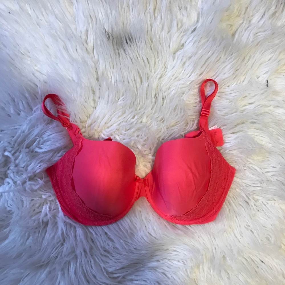 Victoria's Secret Demi Bra 38DD