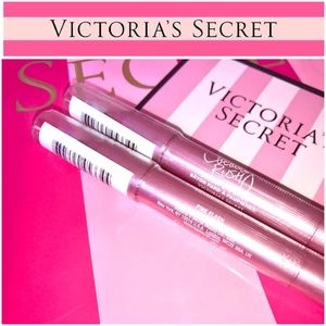 🌸 New Victoria's Secret shadow stick set 🌸 🌸 New Victoria's Secret shadow stick set 🌸
