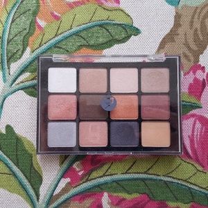 Viseart 05 Sultry Muse eyeshadow palette Viseart 05 Sultry Muse eyeshadow palette