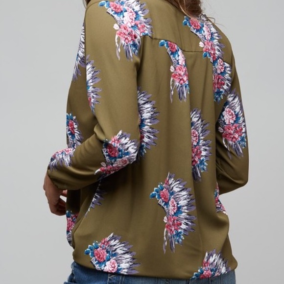 ❗️Last 1! SMALL Olive Indian chief top - Picture 8 of 8