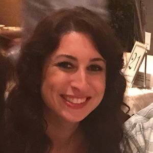 Meet your Posher, Dana