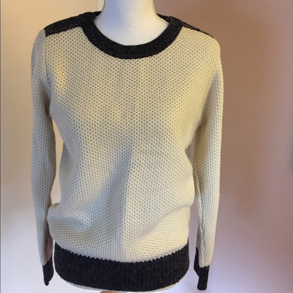Forever21 open-knit sweater - Picture 1 of 5