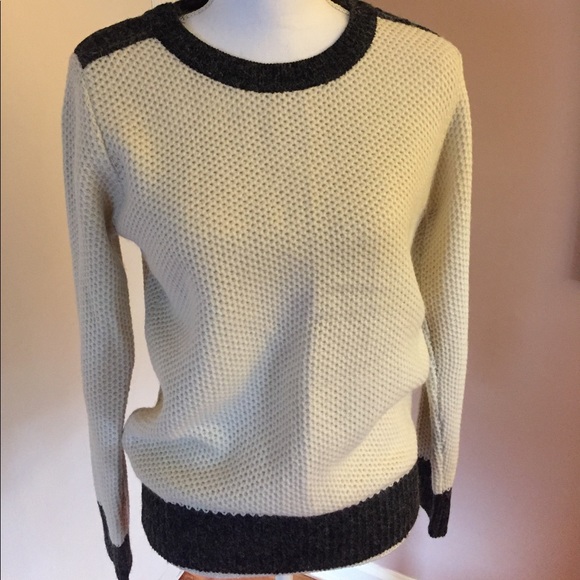 Forever21 open-knit sweater - Picture 2 of 5