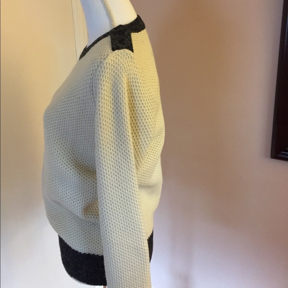 Forever21 open-knit sweater - Picture 3 of 5