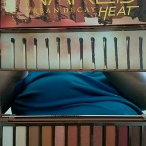 New urban decay Naked heat palette New urban decay Naked heat palette