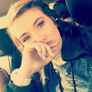 Meet your Posher, Brittney