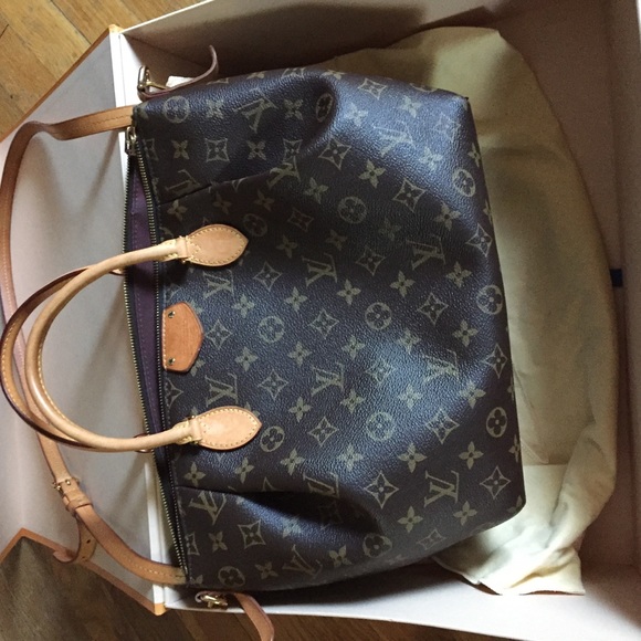 Louis Vuitton Handbags - Handbag
