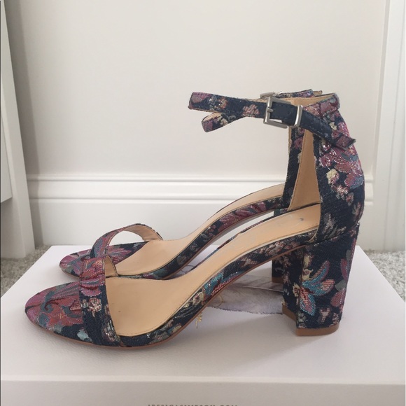 Jessica Simpson heels- worn once and GORGEOUS!! - Picture 1 of 2