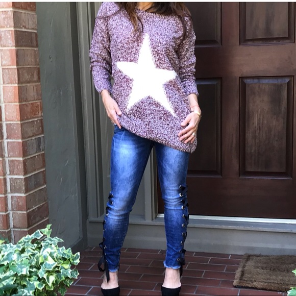 Sweaters - ♦️PARIS LAST ONE SALE♦️star sweater