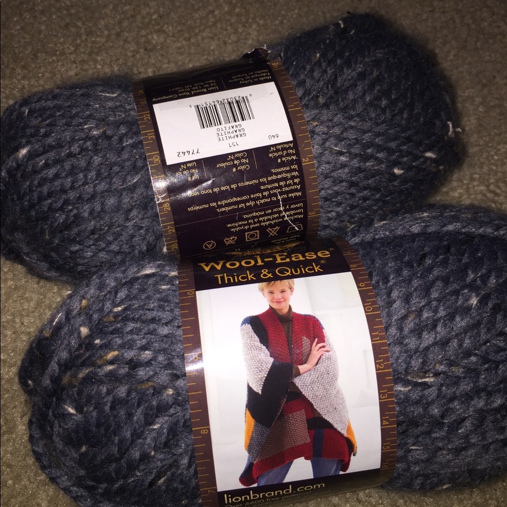 Knit infinity scarf