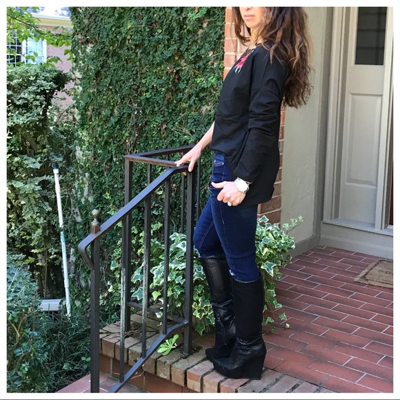 ✨LAST ONE✨Paris floral patch shoulder chic tunic - Picture 8 of 8