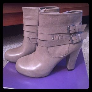 New in box taupe booties