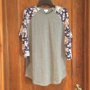 SALE! BNWT Disney Roses w/ Navy Sleeve Randy
