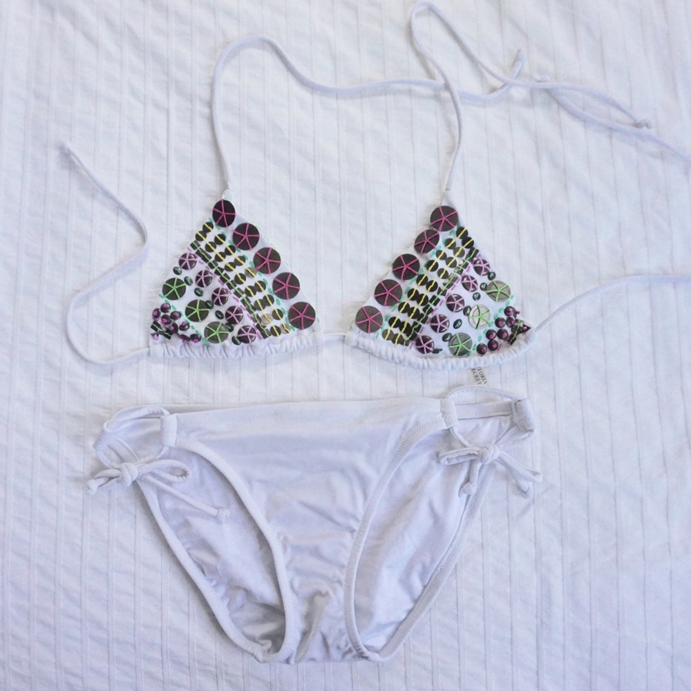Victoria’s Secret triangle bikini top