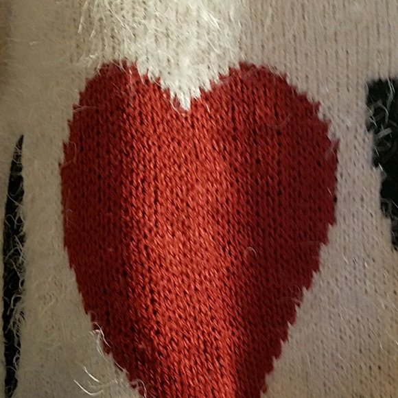 Awsome sweater - Picture 5 of 5