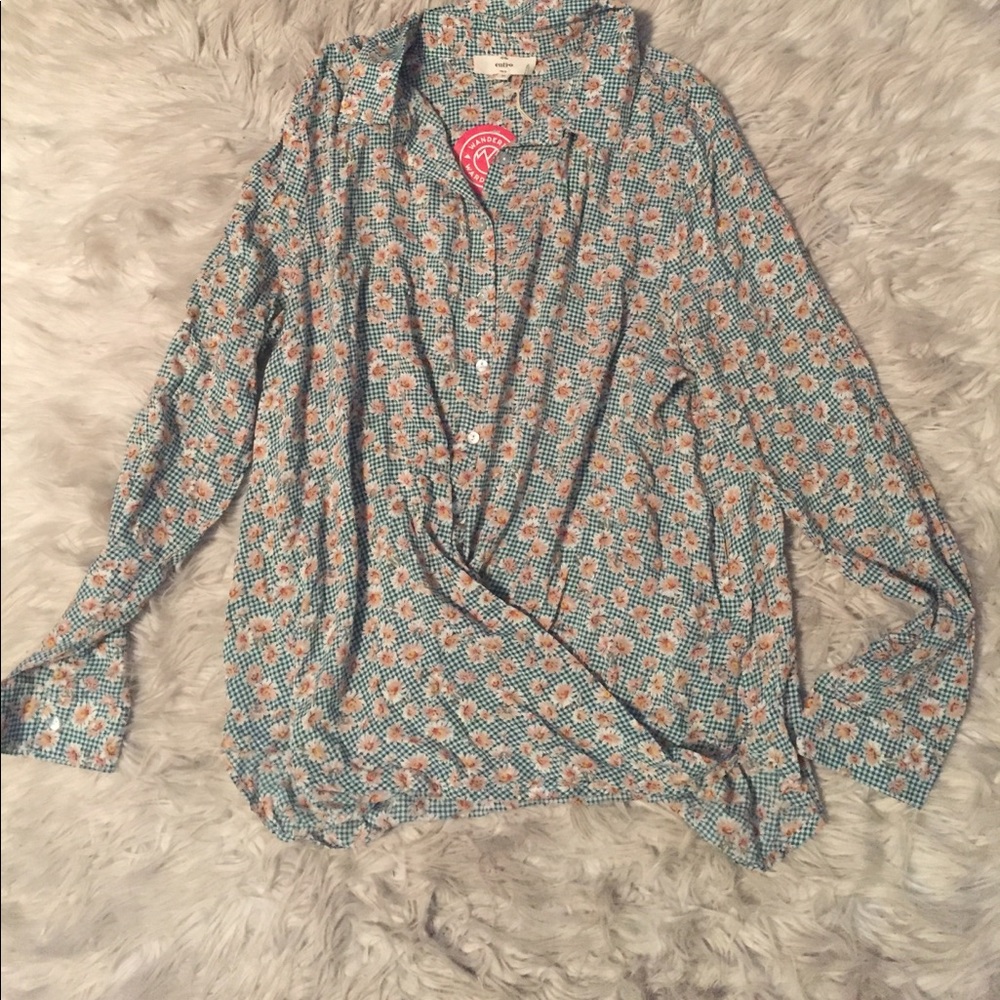 Entro Checker Floral Draped Top