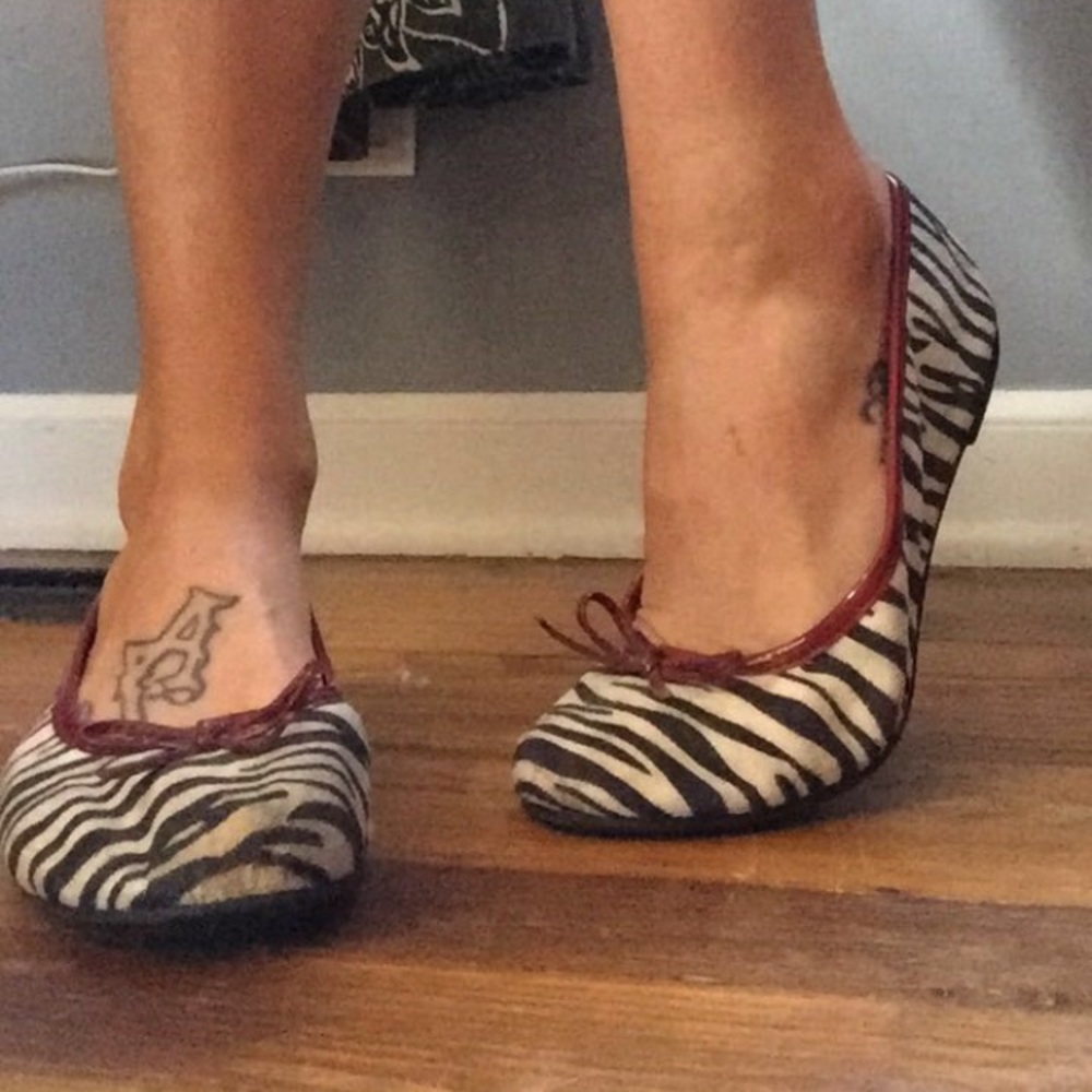 Zebra print flats