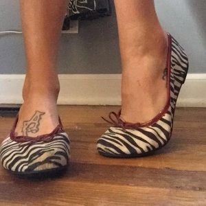 Zebra print flats