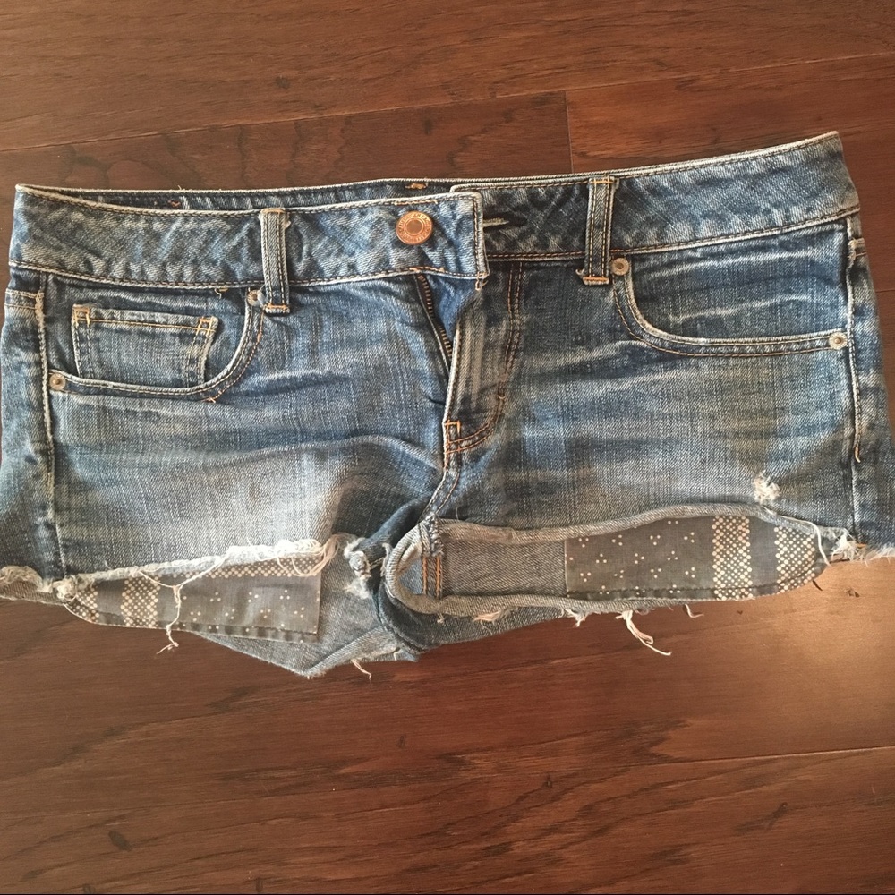 American Eagle Cut Off Shorts