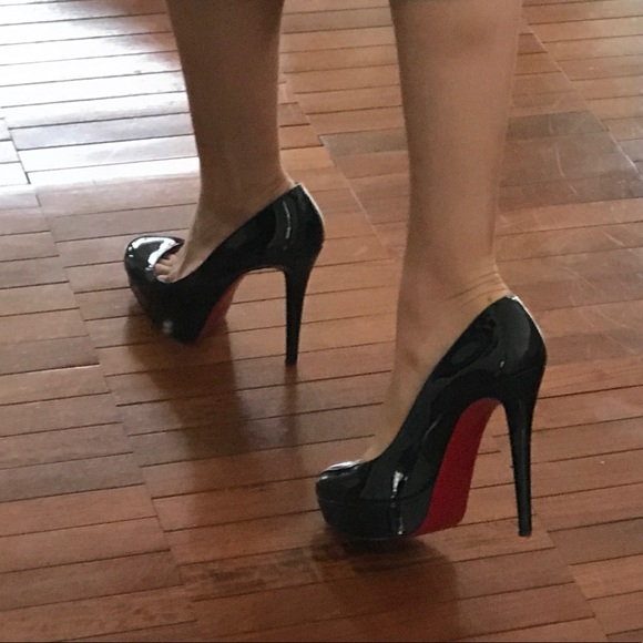 Christian Louboutin Patent Leather Bianca Pumps - Picture 7 of 8