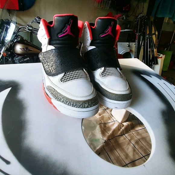 Jordans - Picture 1 of 3