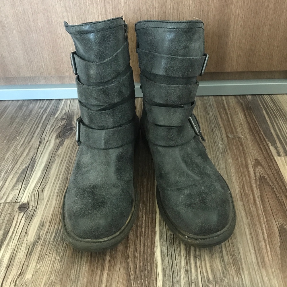 Black/grey ankle boots