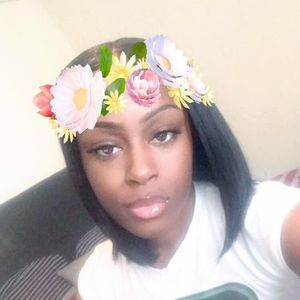 Meet your Posher, Joy