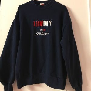 Tommy Hilfiger sweater(SOLD)