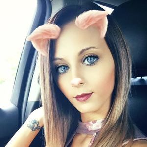 Meet your Posher, Joanna