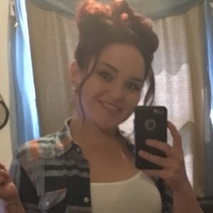 Meet your Posher, Alexandria