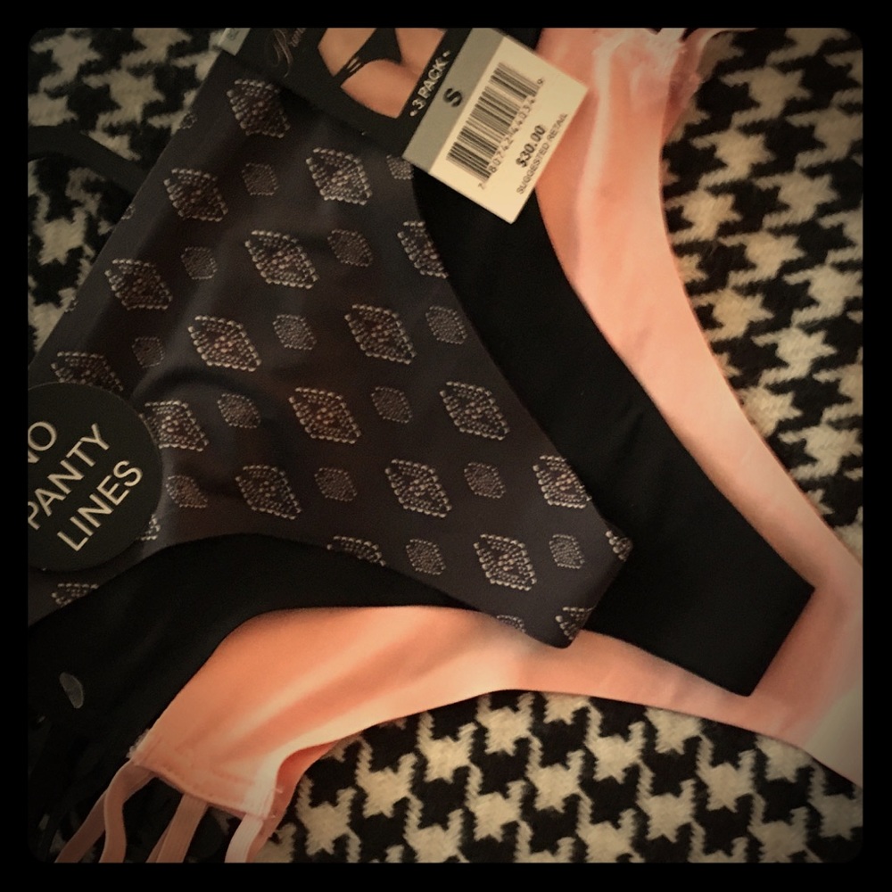 Thong - style panties in multi-pack