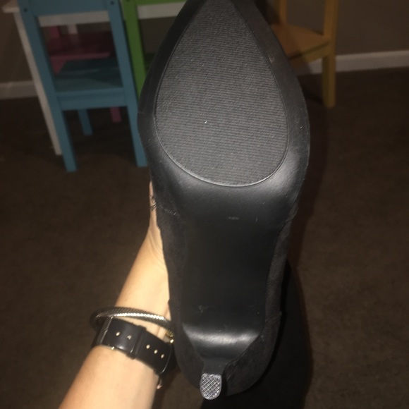 Brand new black over knee boots size 8.5 - Picture 3 of 8