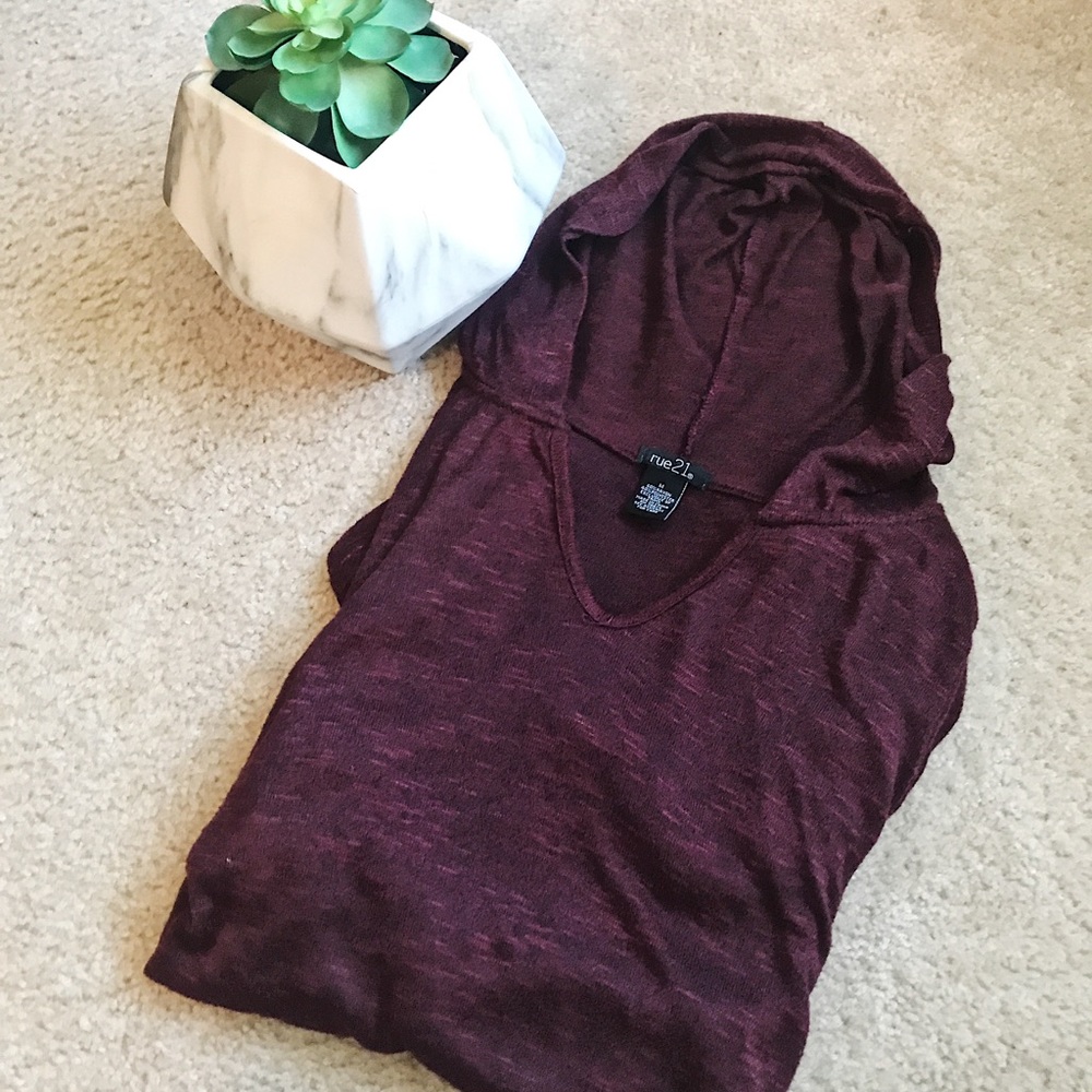 ✨Maroon Long Sleeve Hooded Shirt