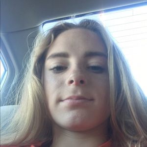 Meet your Posher, Zada