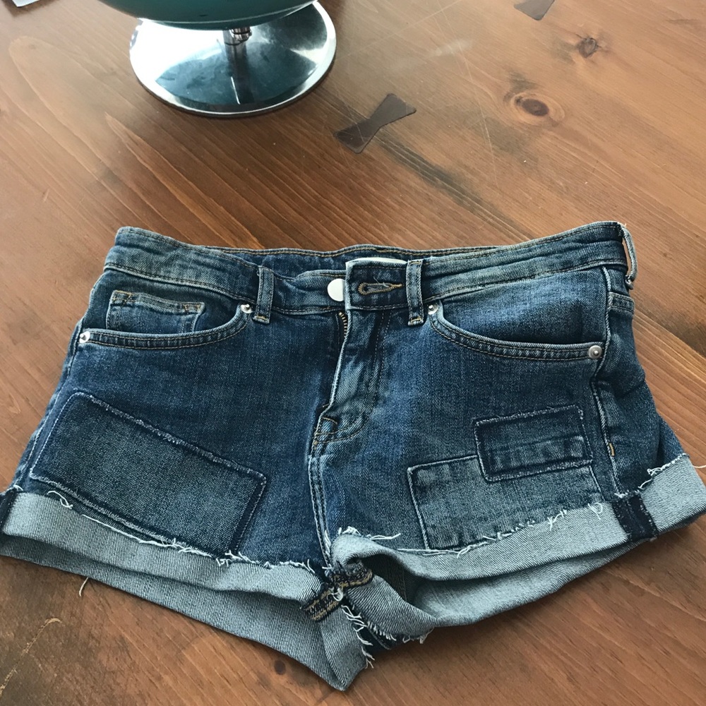 Dark jean shorts 4